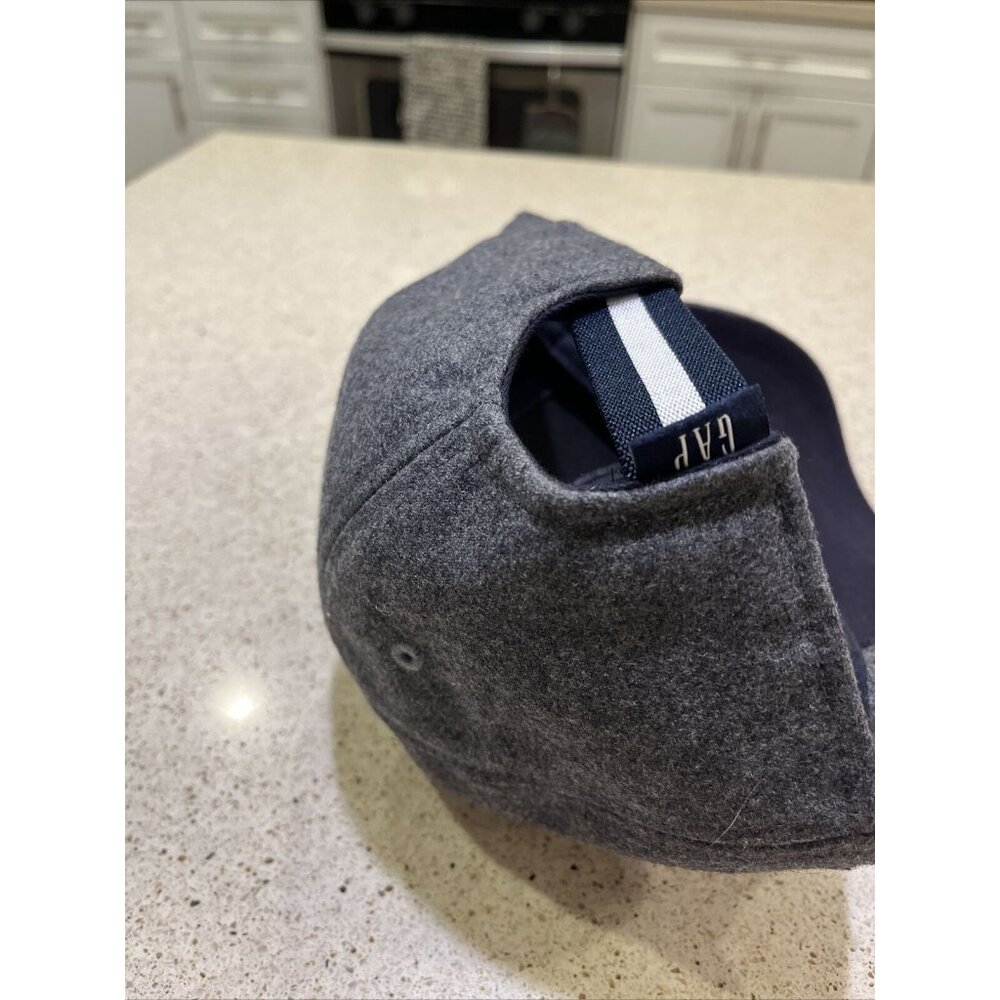 GAP Wool Blend Baseball Hat Elastic Back Adjustable Cap Gray One Size Nice - Picture 3 of 8